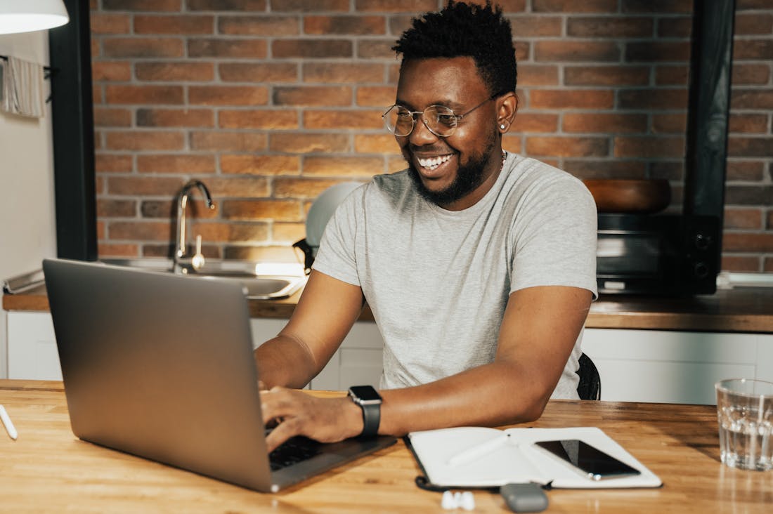 Navigating the World of Investment: Essential Tips for Financial Empowerment Image 3