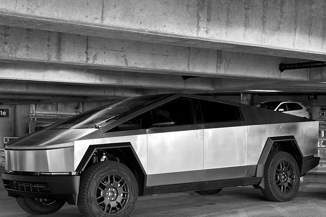 The Future of Automobiles: How Electric Vehicles Are Transforming Our Roads and Environment Image 3