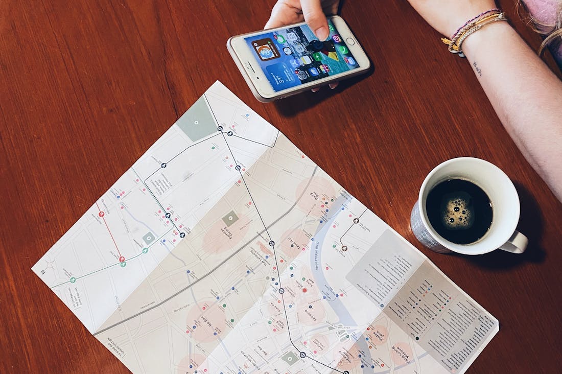 Wanderlust in the Age of Technology: Crafting Authentic Travel Experiences Image 1