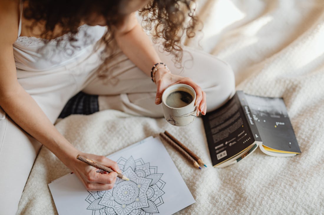 Harnessing Technology for a Balanced Lifestyle: Finding Harmony Between Screen Time and Real Life Image 3