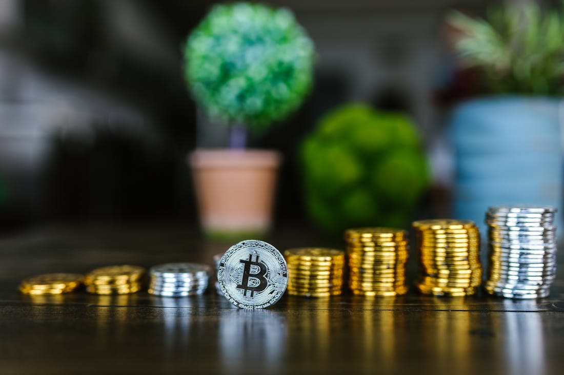 Maintaining Financial Independence through Smart Investment Choices Image 3