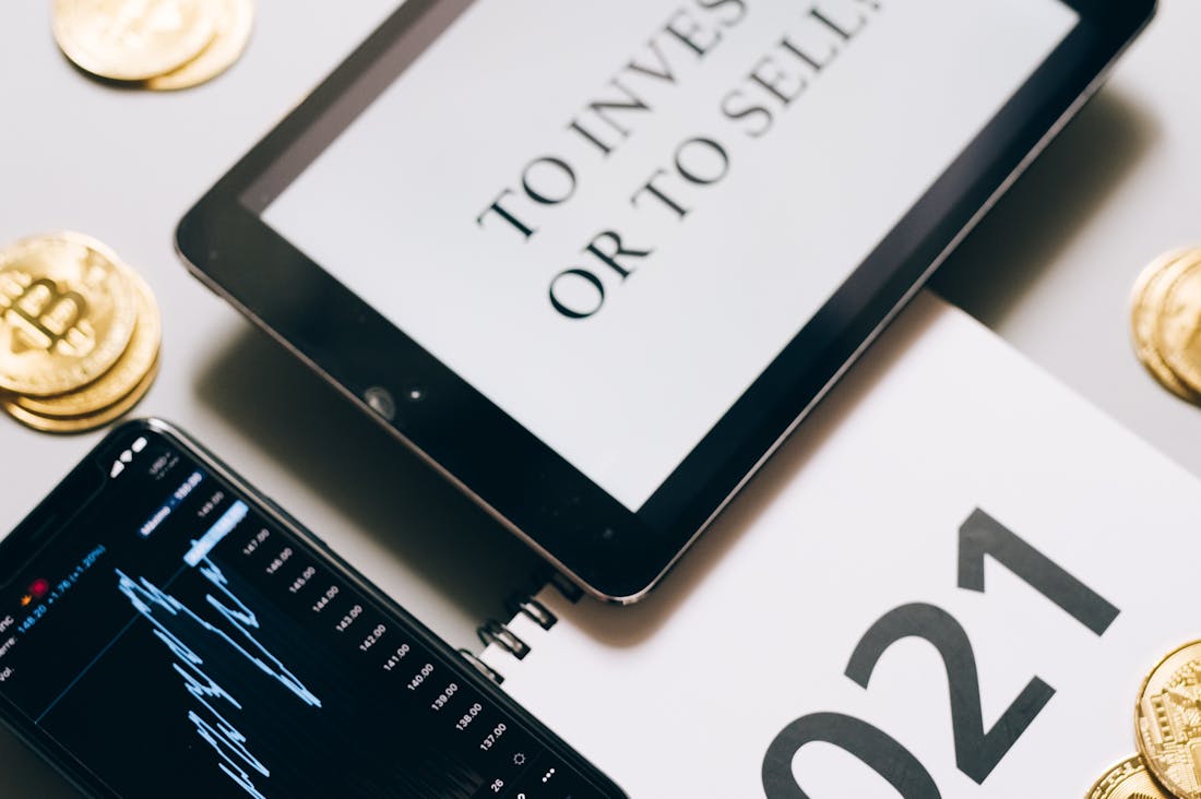 Navigating Personal Investments in an Evolving Financial Landscape Image 3