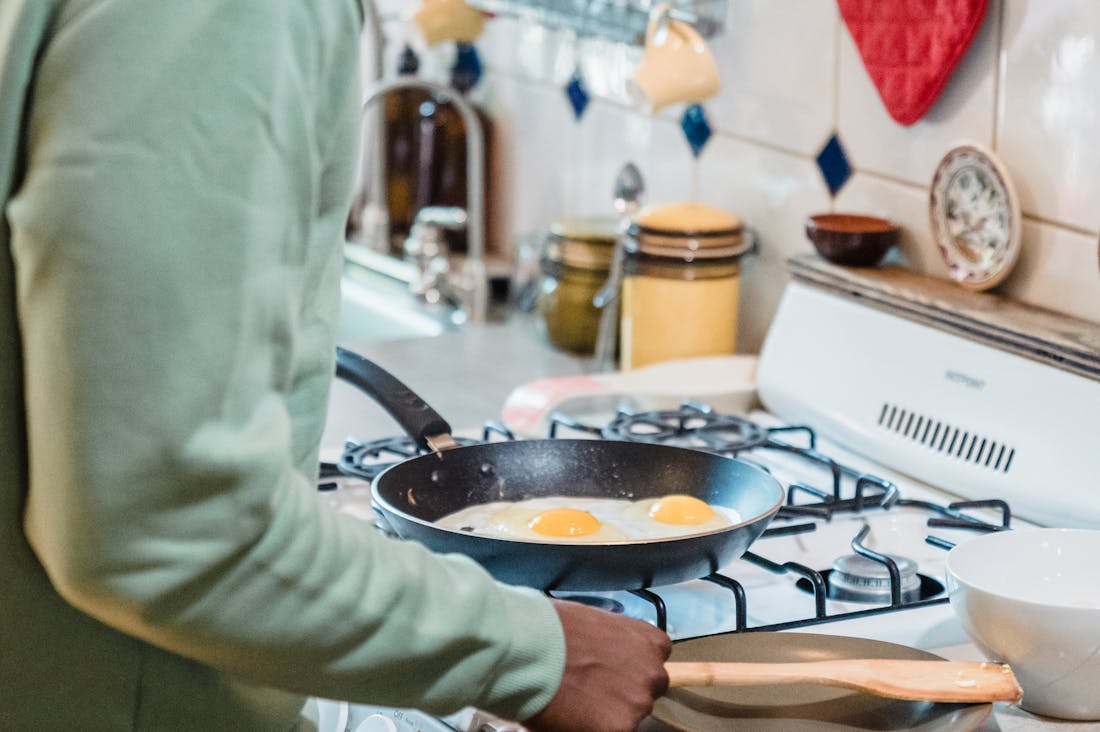 Revolutionizing Home Cooking with Advanced Kitchen Gadgets Image 2