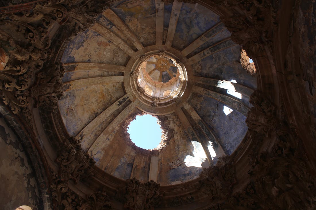 Travel Habits Redefining Modern Exploration and Cultural Experiences Image 1