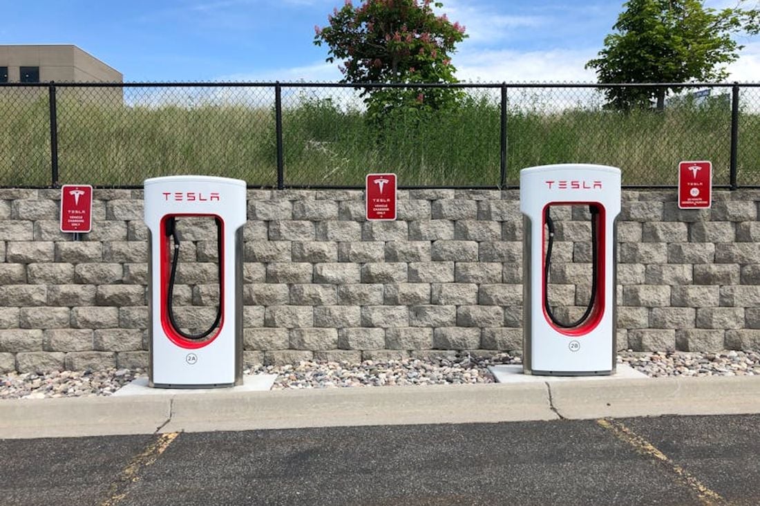 The Rise of Electric Vehicles: A Greener and More Sustainable Future Image 3